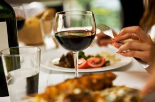 Szüreti borvacsora a Cabernet Borétteremben Villánykövesden